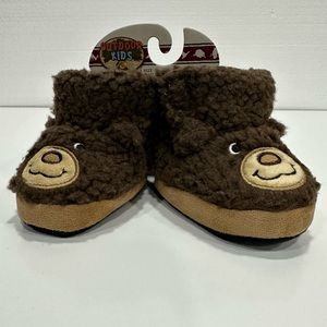 Outdoor Kids Fuzzy Slipper Size 12-18 Months